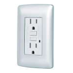 Contacto d?plex falla a tierra GFCI, plata, linea Italiana