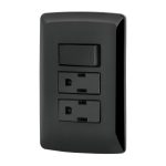 Placa armada 2 contactos e interruptor,negro, linea Italiana