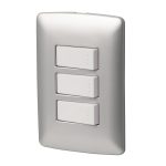 Placa armada 2 interruptores 1escalera, plata,linea Italiana